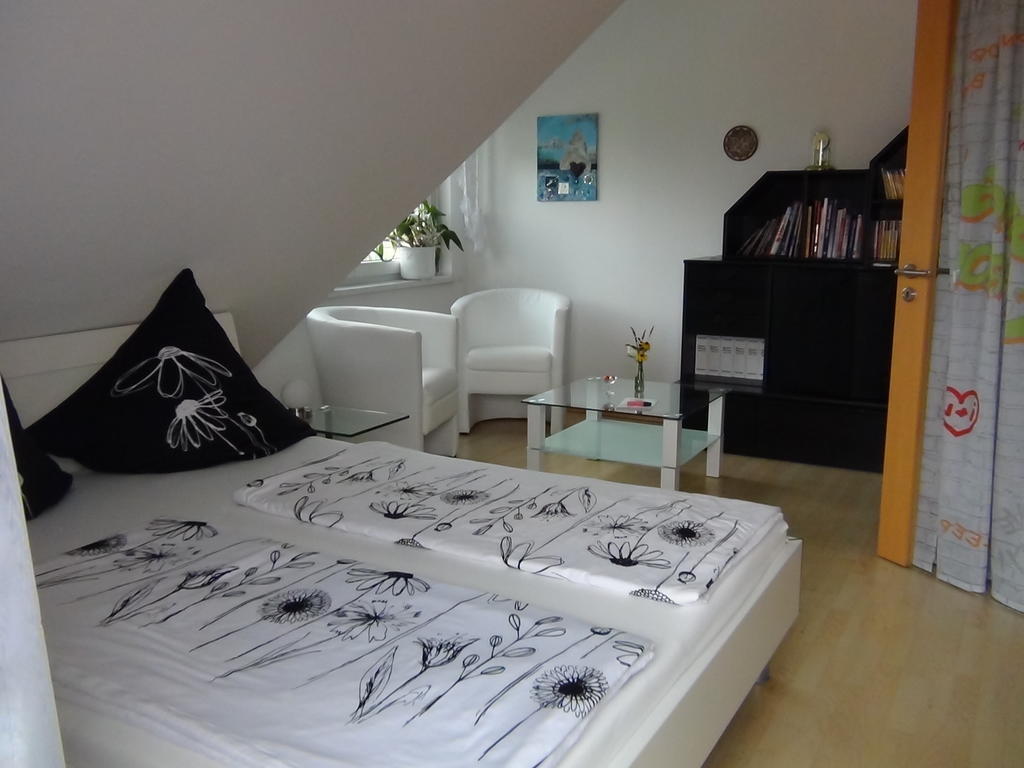 Haus Erika Am Weg Bed & Breakfast Kesswil Ngoại thất bức ảnh